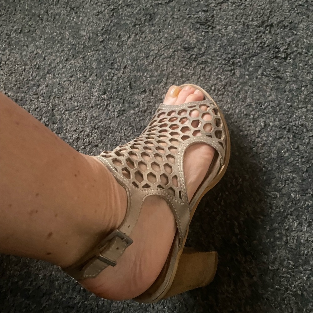 Italian leather 3.5 inches heel sandals